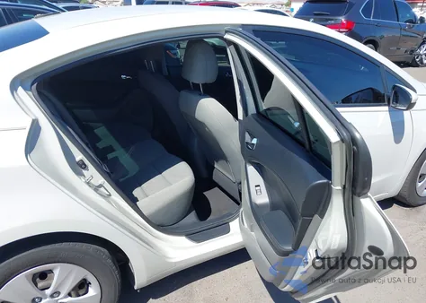 2015 Kia Forte Lx из США, поврежденный, VIN KNAFK4A64F5335396